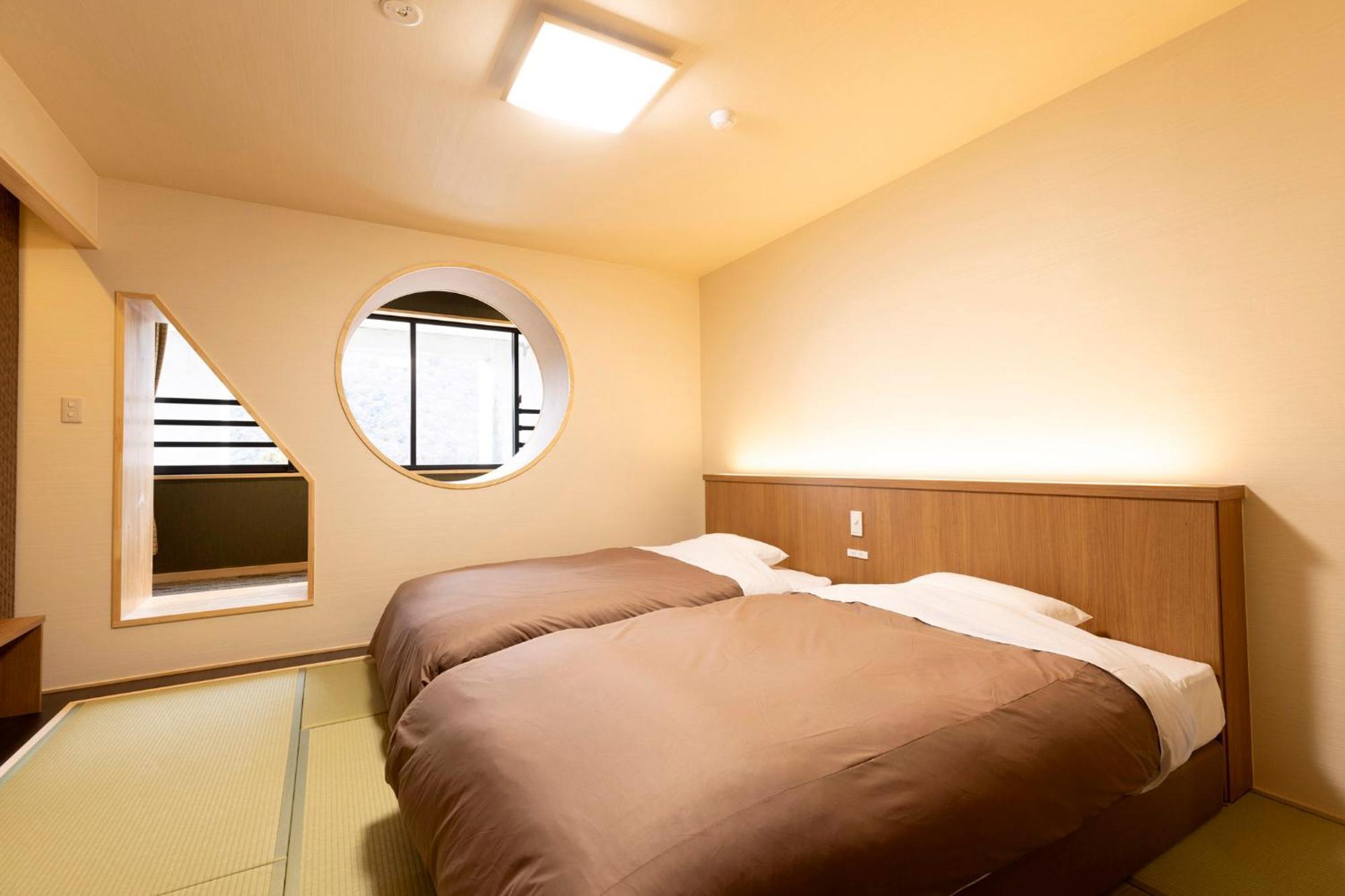 Ooedo Onsen Monogatari Premium Yamanaka Grand Hotel Kaga  Exteriör bild