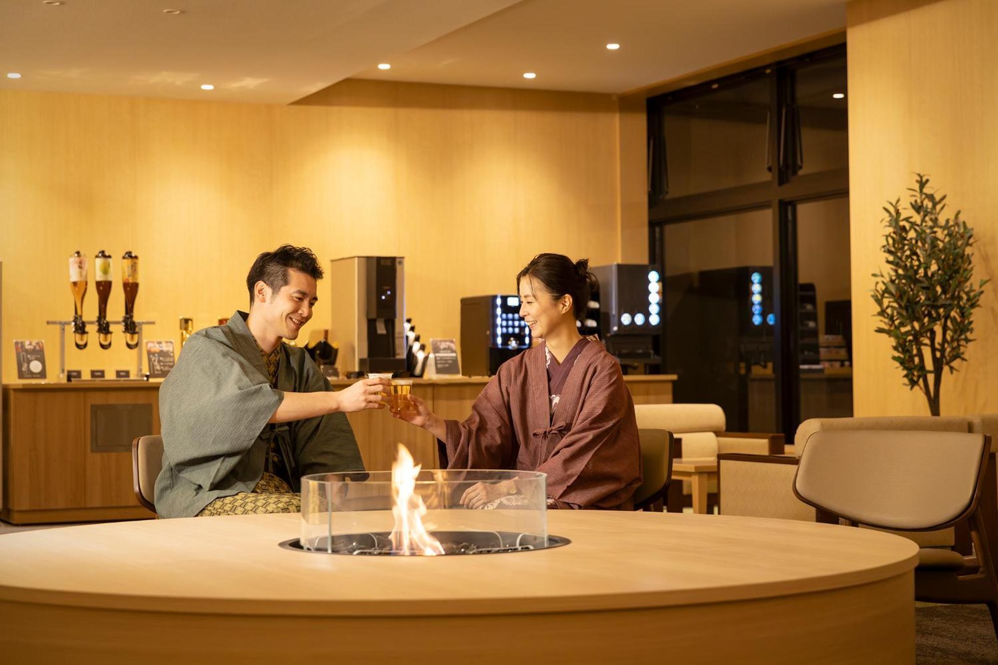 Ooedo Onsen Monogatari Premium Yamanaka Grand Hotel Kaga  Exteriör bild